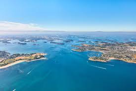 Golfe Du Morbihan Voyage Entre Terre Et Mer Quand On Organise Un Voyage Il Est Parfois Difficile De Choisir Entre Le Golfe Du Morbihan Morbihan Touriste