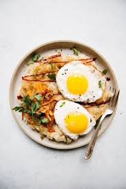 Pan Fried Rice Noodles With Fried Eggs Recipe Vegetarian Recipes Easy Food Fried Rice Noodles
