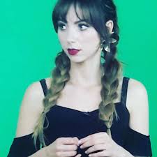 Edith Mars (@paola96mayo)