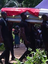 Mr dorsey's tweet on saturday attracted thousands of retweets in the country where twitter has been suspended by the authorities, but is still being accessed by many through virtual private. Breaking Another Killed Ipob Biafra Member Buried With Flags Pics Politics Nigeria