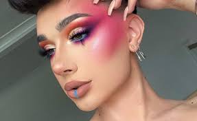 Youtube star james charles began trending on social media friday when he shared photos of himself with a bald head. 200 000 Live Viewers Tune Into Premiere Of James Charles Youtube Competition Tubefilter