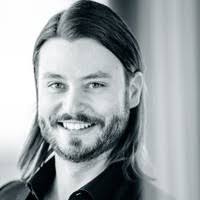 1500+ profilů „Schroll“