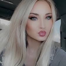 Delaney Ray's Instagram, Twitter & Facebook