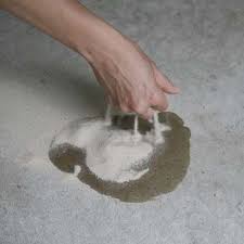 10 Uses For Sand Clean Up An Oil Leak Sprinkle A Generous Amount Of Sand Onto A Garage Floor Spill Let The Grains S Household Hacks Clean Garage 10 Things