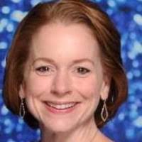 Tracey Mooney's Instagram, Twitter & Facebook