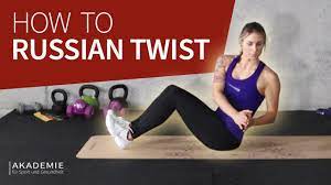 Russian twists are a core body exercise that strengthens all parts of your abdominals, including the twisting motion of the russian twist is the key to this move. How To Russian Twist Russian Twists Richtig Ausfuhren Youtube