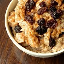 Old Fashioned Creamy Rice Pudding With Raisins The Lemon Bowl Recipe Raisin Recipes Creamy Rice Pudding Rice Pudding
