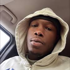 Fans upset after #YoungThug tells DJ to cut off “Lifestyle” song with  #RichHomieQuan at birthday party Follow here for more:  https://www.instagram.com/p/DNqJLUyO9SM