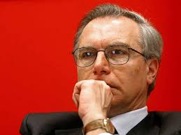 Stesso scherzetto fatto da guglielmo epifani, ex segretario cgil. 75k7egl4dmmq8m