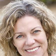 Kate Finn's Instagram, Twitter & Facebook