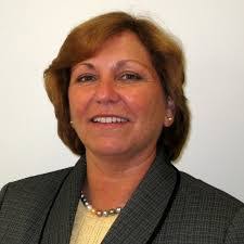 Noreen Everett's Instagram, Twitter & Facebook