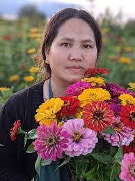 Toua Lor's Instagram, Twitter & Facebook