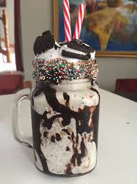 Triple Thick Oreo Milkshakes Oreo Milkshake Sweet Drinks Dessert Drinks