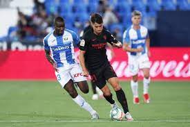 Tras militar cuatro campañas en el recreativo (entre 1965 y 1969), gonzalo robles recaló en el sevilla, con el que llegó a debutar en primera división. Sevilla Fc El Estrasburgo Se Fija En Ibrahim Amadou