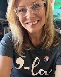 Amanda Dement's Instagram, Twitter & Facebook