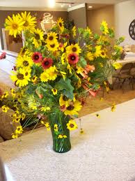 As people, indians are a warm and a hospitable bunch. This Is A Bouquet That I Created Using My Vintage Green Glass Vase Sunflowers Maxmillian Sunflowers Coreopsis Dai Beautiful Flowers Flowers Black Eyed Susan