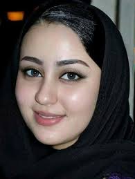 If you know wetin dey hungry me now 😜 u go pity me🙆 like make i see bread  and toothpaste 🤣🤣🤣