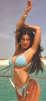 Jun 16, 2021 · the former couple first met in november of 2011 at kendall jenner's 16th birthday party, when kylie was 14 years old and tyga was 21. Women S Swimwear 67 Summer Bikinis Ideas Beach Outfits And Swimsuits For Women Womensfashion Womenshoes Womenswor Kylie Bikini Kylie Jenner Bikini Bikinis