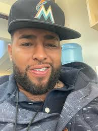 Rene Mata's Instagram, Twitter & Facebook