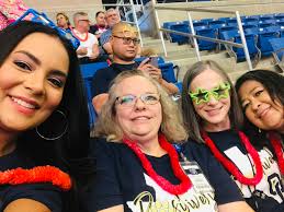 Daisy Ponce (@nisdponce)