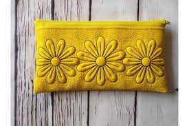 Download Ith Zippered Bag Chamomile Creative Fabrica SVG Cut Files