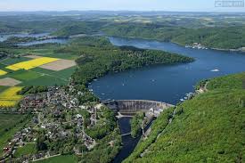 Located in vöhl in the hessen region, ferienhaus edersee has a terrace and garden views. Edersee Foto Bild Deutschland Europe Hessen Bilder Auf Fotocommunity