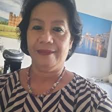 Lisa Crapo's Instagram, Twitter & Facebook