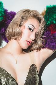 KIRA、大阪から全国に元気の魔法をかける新番組スタート