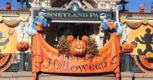 Those are holidays you celebrate with a purpose and out of tradition which the average french person can understand. Fun Ways Adults Kids Can Celebrate Halloween In France