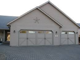 Our courtyard collection gives you the beauty of wood and the durability of steel. Courtyard Collection Series Overhead Door Company Of The 7 Rivers Region Inc