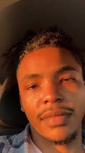 Taylor Doucet (@yeah_itstaylor)