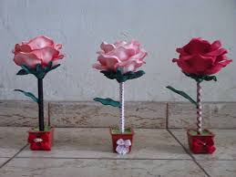 Caneta De Flor De Eva Passo A Passo Img00712 Jpg 1 600 1 200 Pixels Canetas Decoradas Canetas De Flores Rosa De Papel
