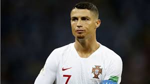 He's considered one of the greatest and highest paid soccer players of all time. Quantos Gols Cristiano Ronaldo Tem Na Carreira Goal Com