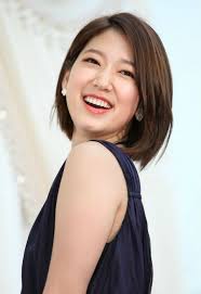 Short korean hairstyles female many asian girls believe that short haircuts may not create them as lovely and exciting as long manes. Rock Song Hye Kyo S Short Bob From The Hit Drama Encounter This 2019 We Ll Tell You How Weekender Com Sg