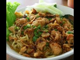 Harga mie ayam racikan warung pak teguh dibenderol 12 ribu rupiah per porsi. Cara Membuat Bumbu Mie Ayam Solo 100 Enak Youtube
