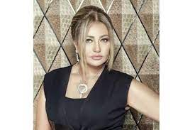 بالصور خالد فضة ينشر أحدث صور ليلي علوي نصف الدنيا fashion women s top women