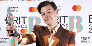 Taylor swift took home an award for global icon at the brit awards. Brit Awards 2021 Harry Styles Seventies Gucci Suit And American Accent