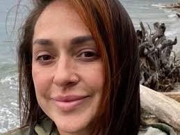 Fundraiser for Dina Brown by Christine Browne : Supporting Dina, Emergency  Surgery