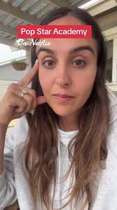 Pop Star Academy Netflix Emily