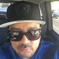 Six-time Pro Bowl WR Randy Moss has sadly announced that he has been  battling cancer and has just been released from the hospital after a  six-day stay. 'We made it through,' said