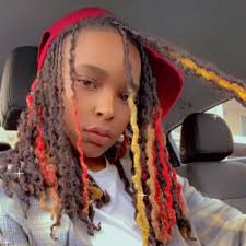 Brandon Menard (@BmmLil)