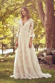 Spätestens, nachdem man die richtige location gebucht, das menü ausgewählt und die hochzeitsreise geplant hat, weiß jedes brautpaar: Pin Auf Boho Hochzeit Hochzeit Im Boho Style