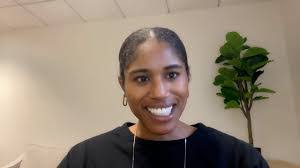 Heather Lofton's Instagram, Twitter & Facebook