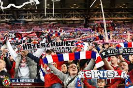 Wielkie derby krakowa, czyli mecz cracovii z wisłą kraków. Derby Krakowa Cracovia Stawia Warunki Kibice Wisly Bojkotuja Goraco Juz Przed Meczem Super Express