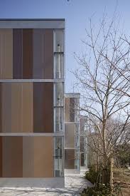 鉄骨造賃貸マンションで上下階の防音 遮音性能を鉄筋コンクリートと同じ仕様としています ファサード デザイン 建築 マンション