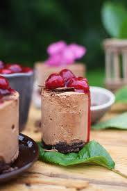 Entspricht die kirschen im glas dem level and qualität, die ich als kunde in dieser preiskategorie haben möchte? Geeiste Schoko Mousse Mit Kirschen Iced Chocolate Mousse With Cherries
