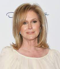 Whichever way you decide to go, you'll. Hairstyles For Women Over 50 With Fine Hair Stylebistro
