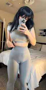 Scars Wonderland - Free nude pics, galleries & more at Babepedia