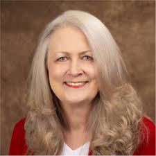 Doretta Smith, Martek Real Estate Co-Owner and Principal Broker, Bio