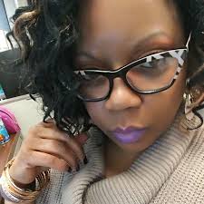 Profile for The Queen's Vault Paparazzi by Dawn D'Rae